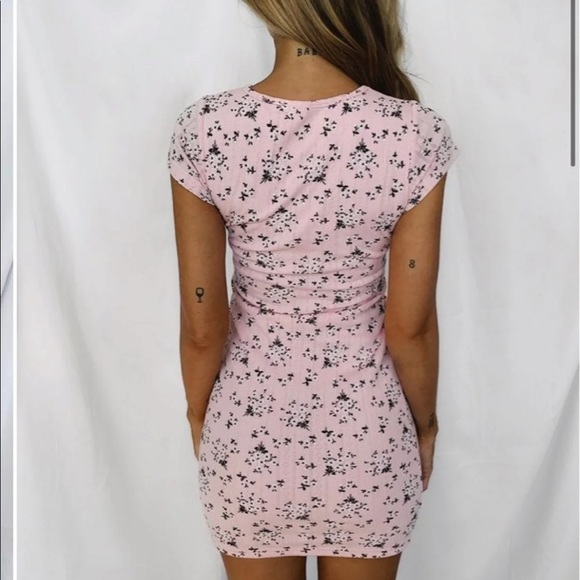 **SOLD** Tiger Mist Dress 🌸 - Picture 4 of 9